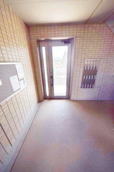 ウエストエーデル