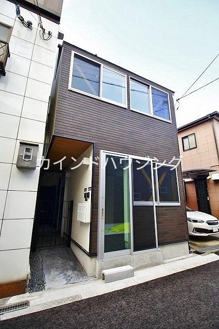 COURT AND ROJI 福II