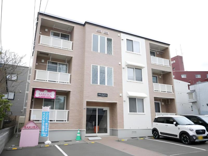 リラ澄川