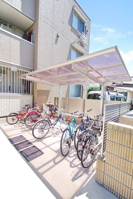 プレミール・イダ