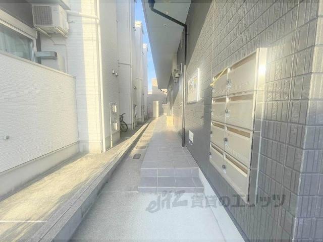 LAZWARD HIGASHI OSAKA