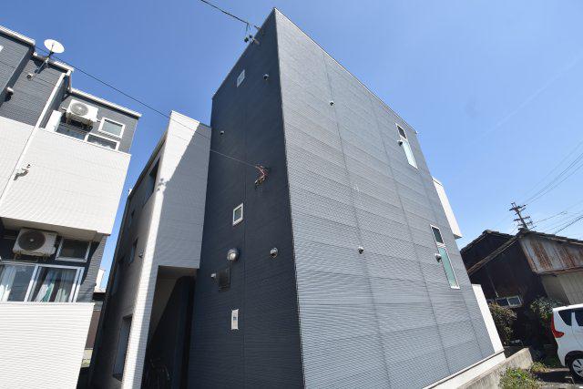 BLISS HOUSE