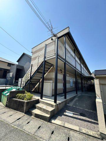 レオパレス逆瀬川