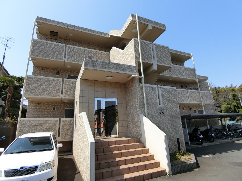 ブルーライン 新羽駅 徒歩15分 3階建 築20年