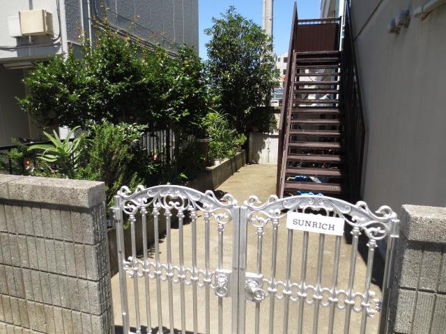 ハイツサンリッチ