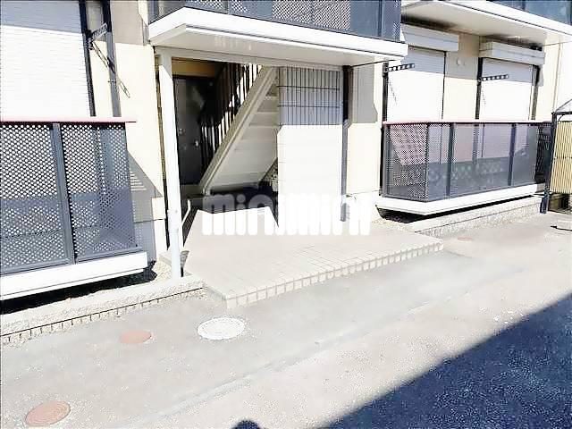 ディアス・モア