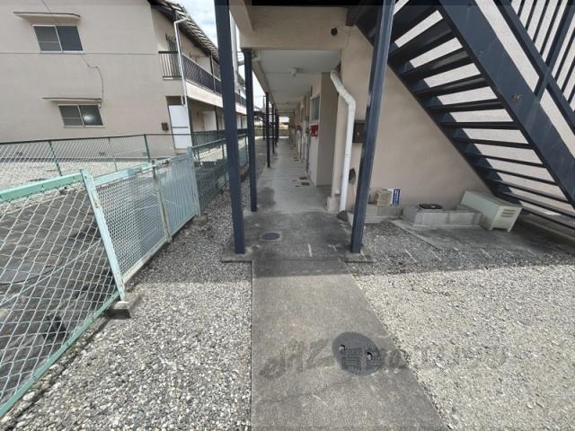 グリーンハウスB棟(1LDK/2階)の外観写真
