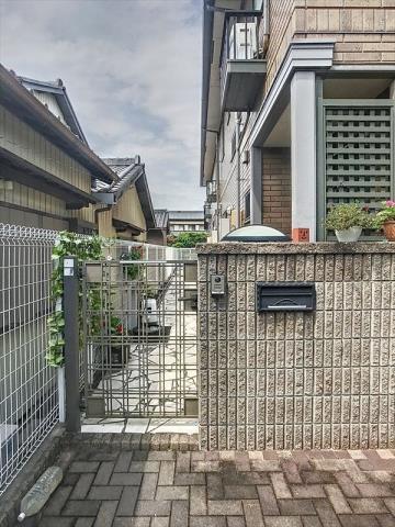 大府市半月町