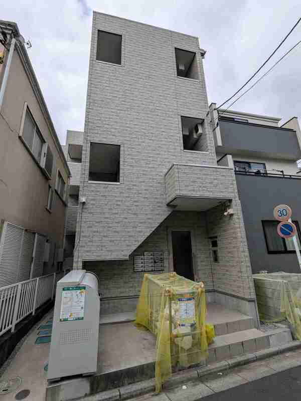 ESPACIO芝B