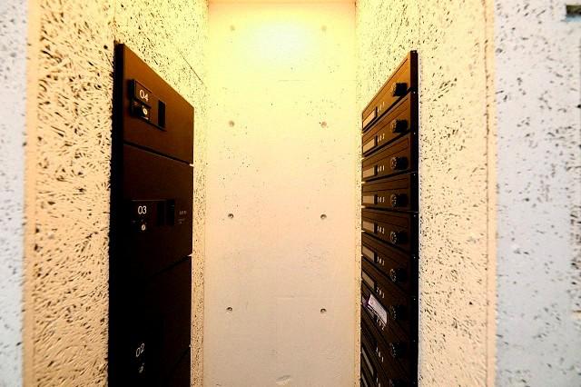 ラヴェーラ円山鳥居前