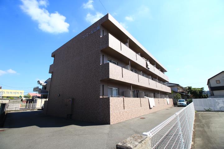 ファミール山城