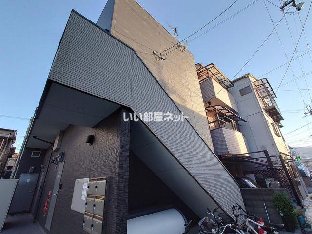 RIVER RESIDENCE HANAZO