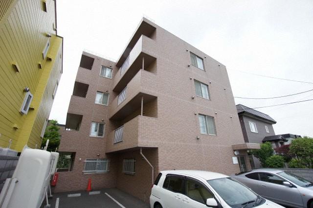 ライブイン西町
