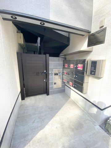 ゴールデンハウス