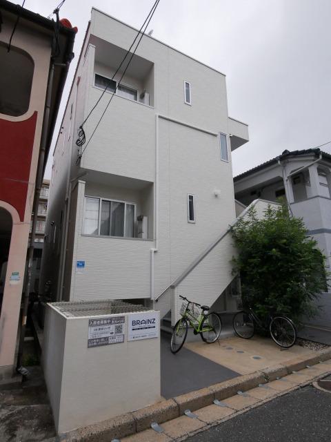 CB高宮リーザ