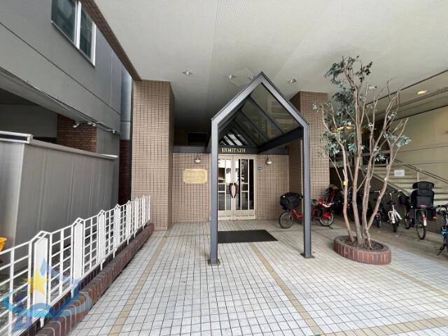 エルミタージュユリ