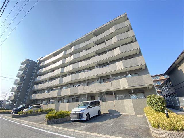 ファミール若園