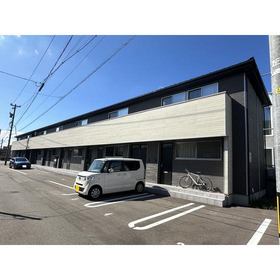BASE稲荷元町