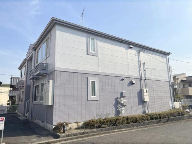 シャンテ西川