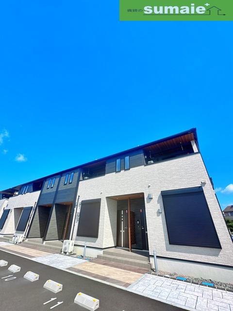 クレメント岩出B