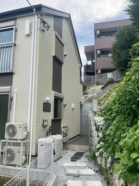 ＪＲ横須賀線 保土ケ谷駅 徒歩5分 2階建 築4年