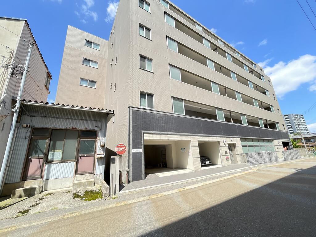 フォンテーヌ尾山町