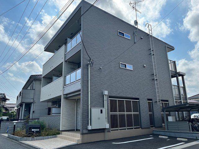 アヴァンセ II