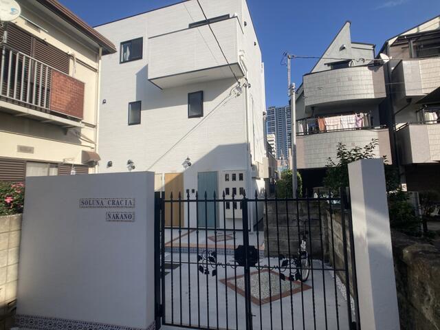 ソルナクレイシア中野