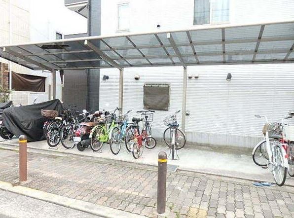 リュストル 平野