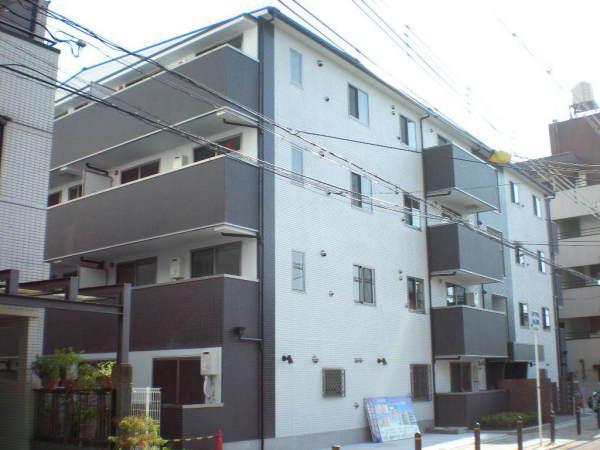 リュストル 平野