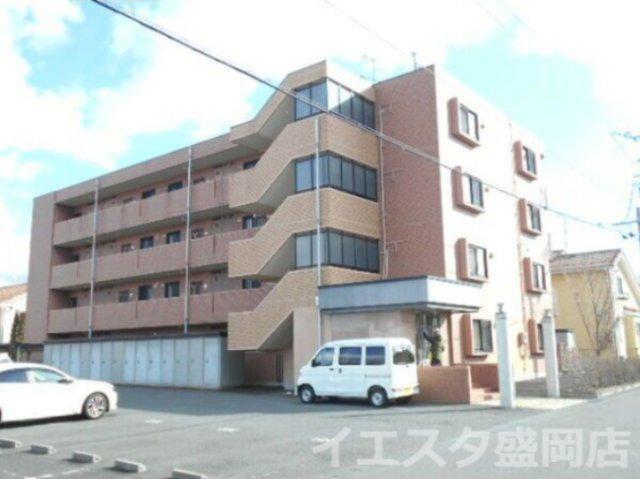 ルージュポミエ