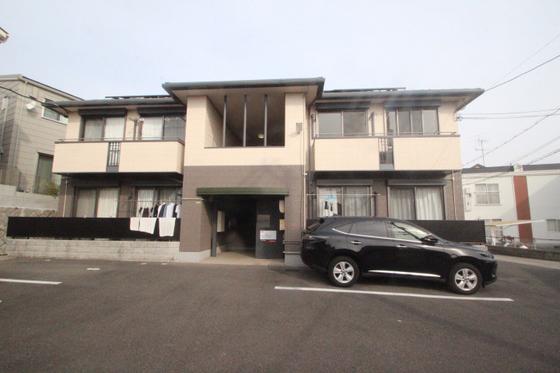 シャルマン高須B棟(2LDK/1階)の外観写真