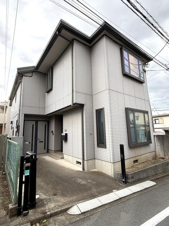 東急田園都市線 三軒茶屋駅 徒歩12分  築26年