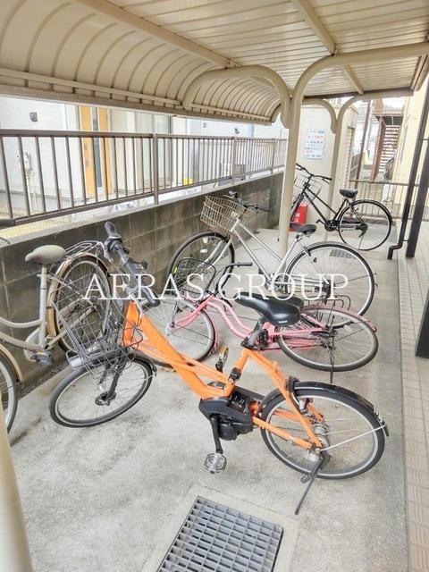 レオパレスルミエール