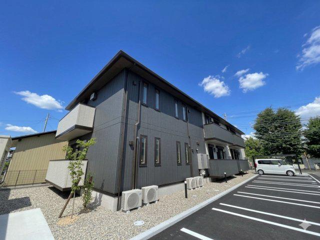LEONE RESIDENCE