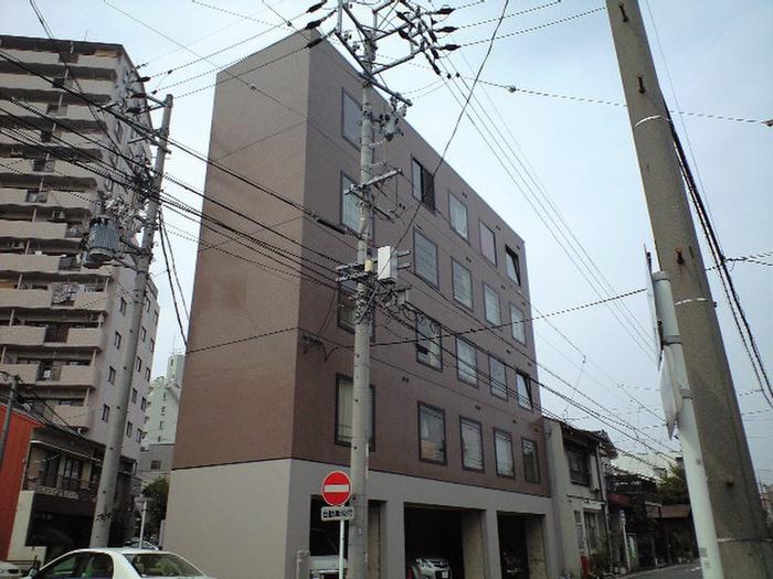 セザール新栄