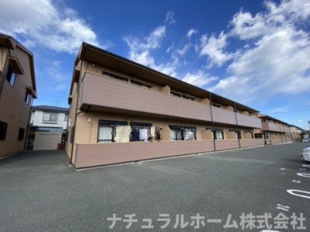 ブロードタウン神野B