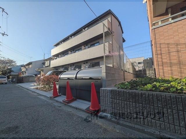 レーヴ・ヴィル東福寺(1LDK/3階)