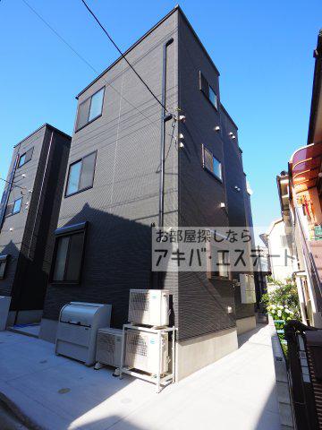 西新井栄町一丁目2B DIIRA(1LDK/3階)