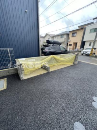D-ROOM門前