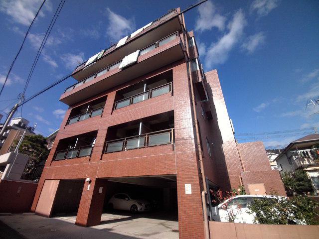 萌NAKATANI