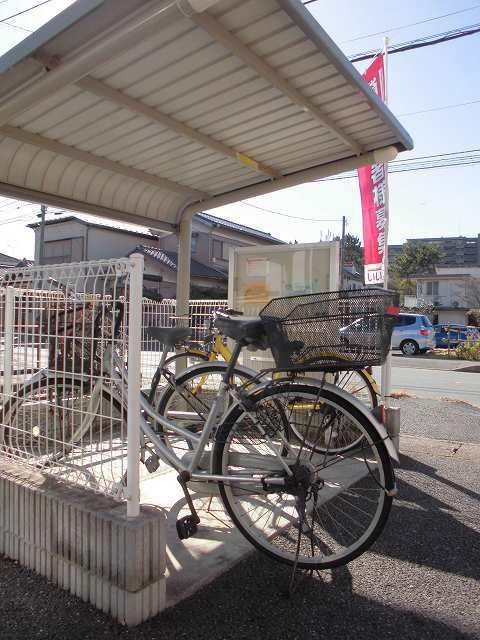 ＪＲ総武線 新検見川駅 徒歩13分 2階建 築16年