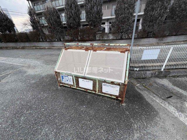 ルシェール三輪A棟