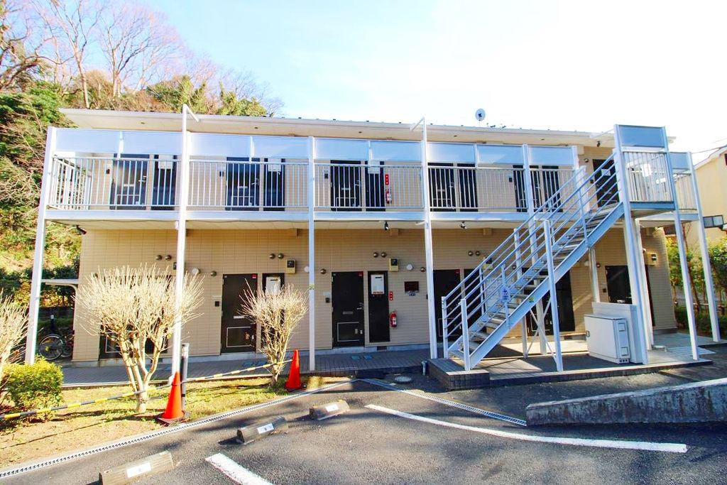 レオパレス極楽寺