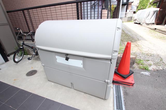ノイヴェル出屋敷