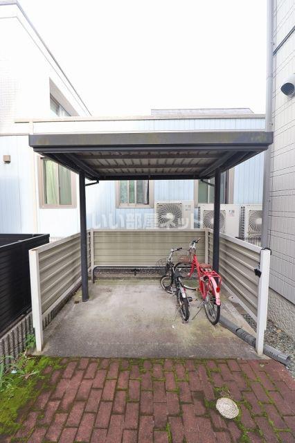 エミネンス駅南中央B