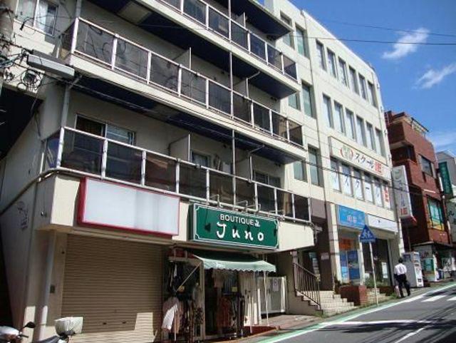 リーフビル