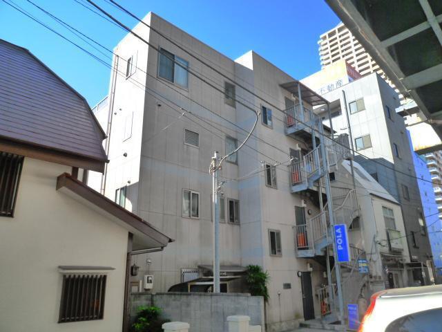 クレールタケウチ