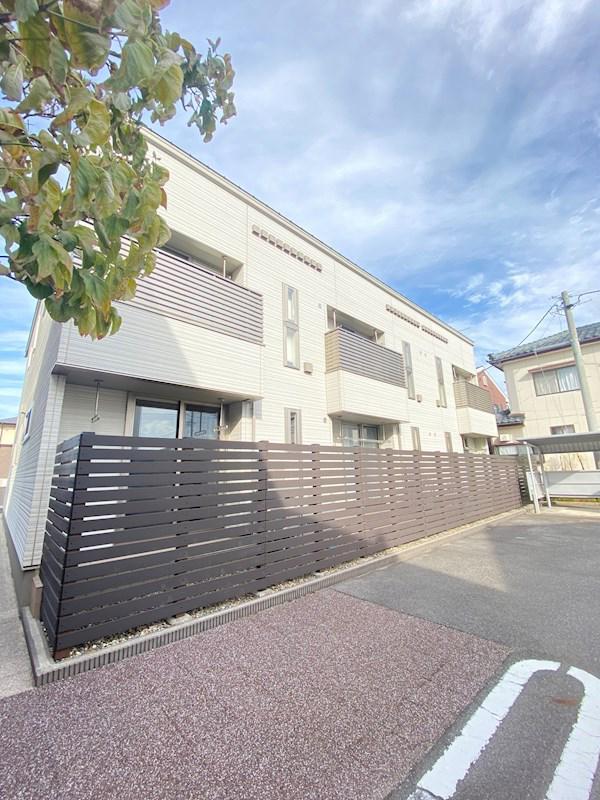 ベルリード坂井東