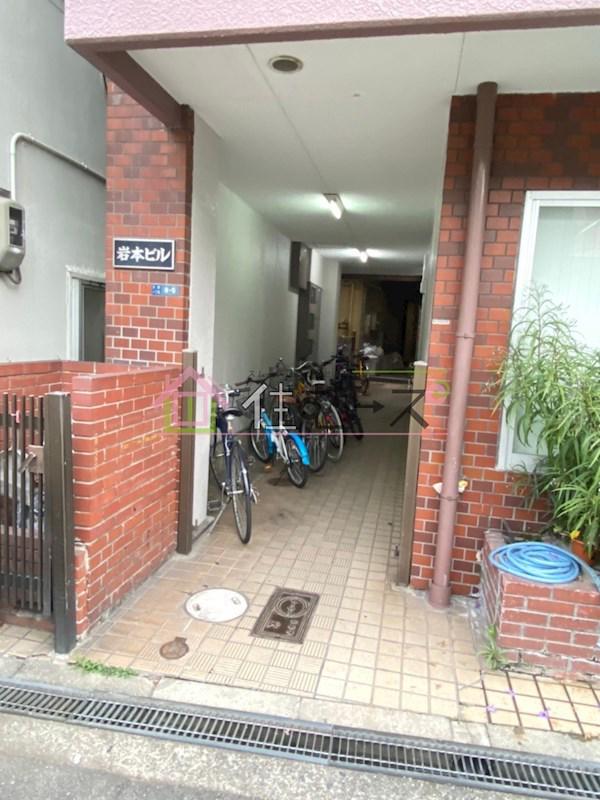 岩本マンション